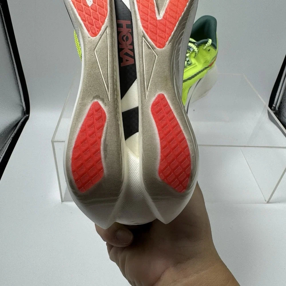 Hoka One One hoka one